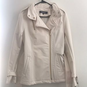 Kenneth Cole ivory jacket w/gold zipper
